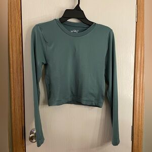 Green long sleeve cropped shirt
